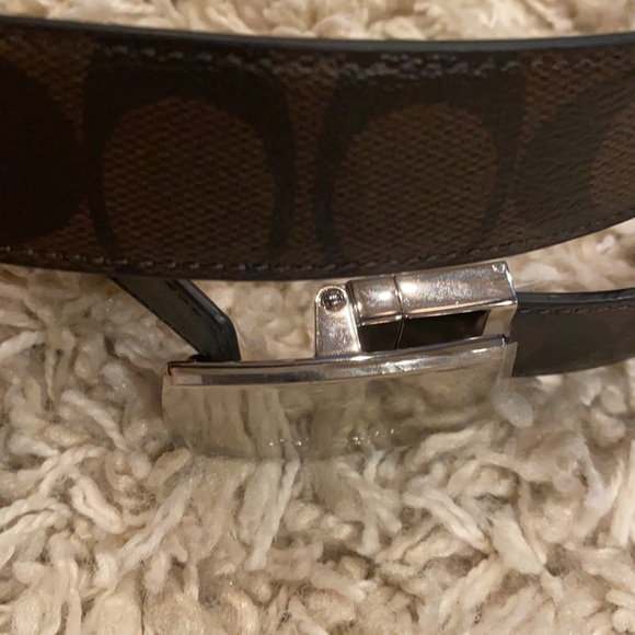 Awesome brown canvas signature coach belt ❤️🥰🥰🤗 - Picture 2 of 10